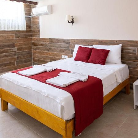 Surya Butik Alacati Exterior foto