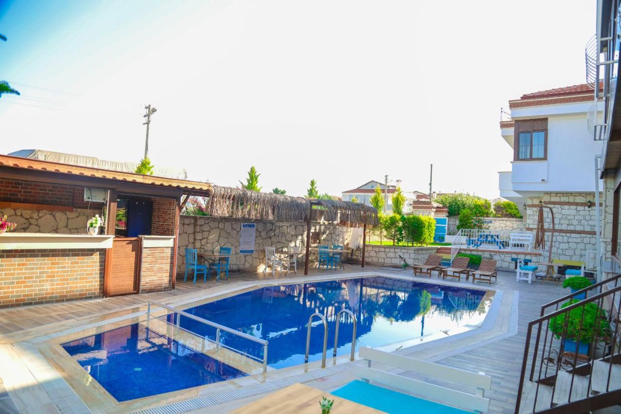 Surya Butik Alacati Exterior foto