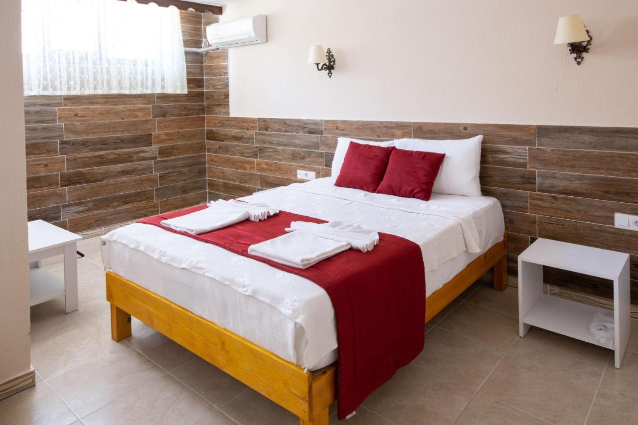 Surya Butik Alacati Exterior foto